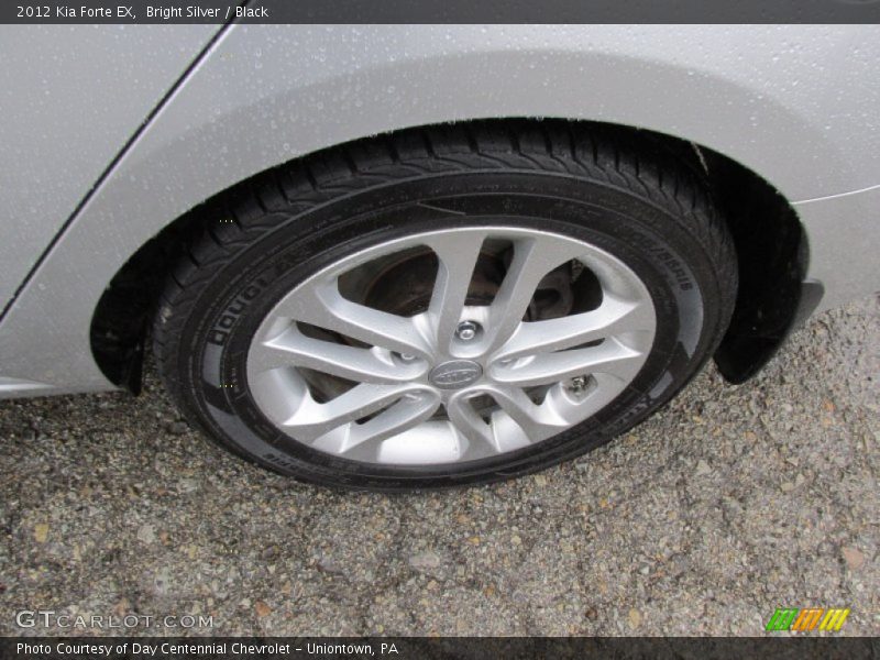 Bright Silver / Black 2012 Kia Forte EX