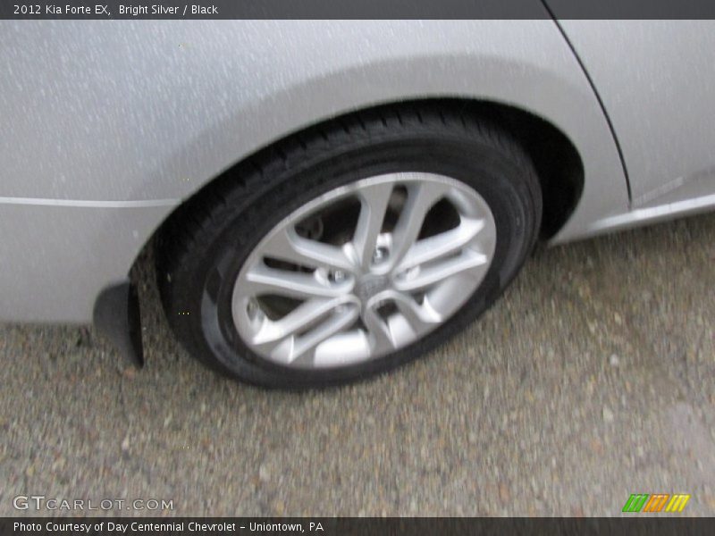 Bright Silver / Black 2012 Kia Forte EX