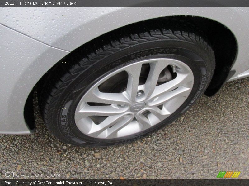Bright Silver / Black 2012 Kia Forte EX