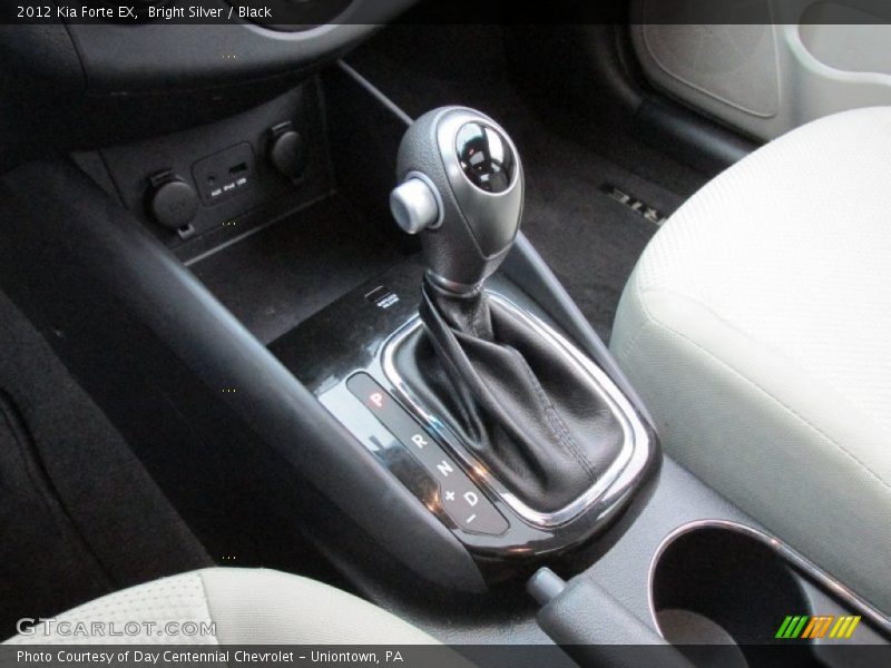 Bright Silver / Black 2012 Kia Forte EX