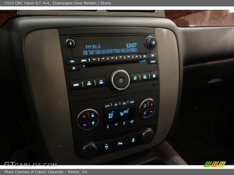 Champagne Silver Metallic / Ebony 2014 GMC Yukon SLT 4x4