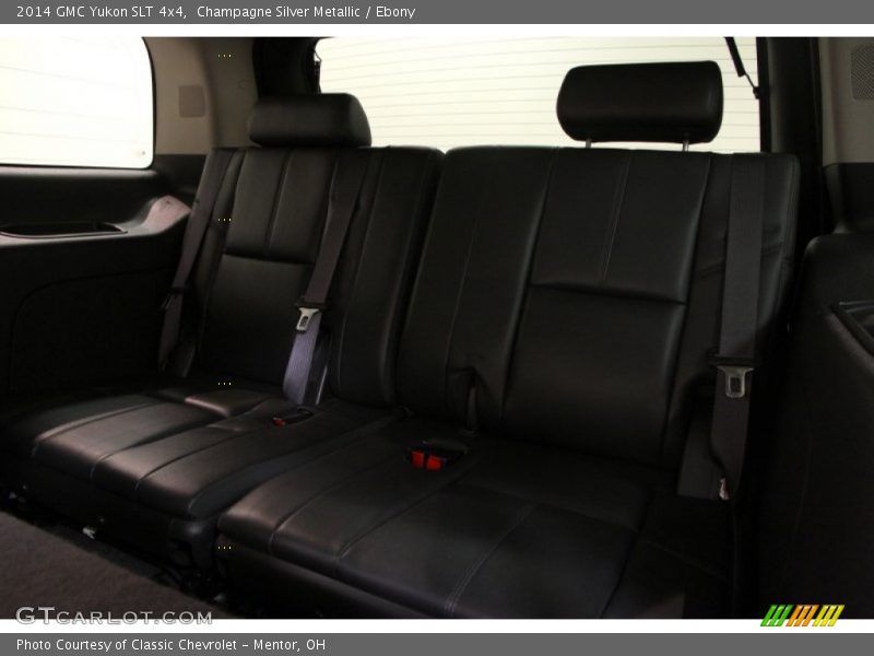 Champagne Silver Metallic / Ebony 2014 GMC Yukon SLT 4x4