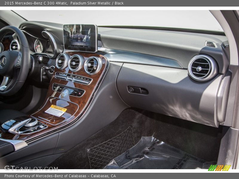 Paladium Silver Metallic / Black 2015 Mercedes-Benz C 300 4Matic