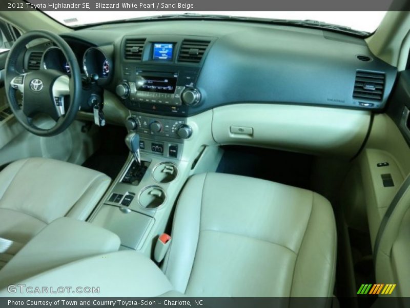 Blizzard White Pearl / Sand Beige 2012 Toyota Highlander SE