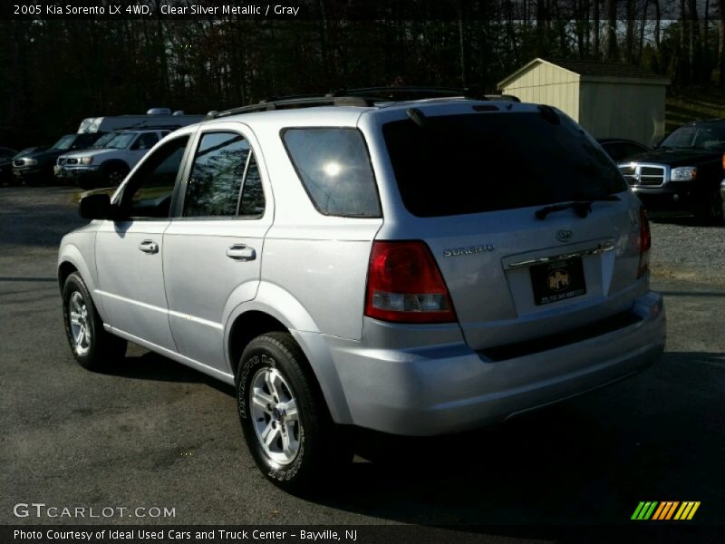 Clear Silver Metallic / Gray 2005 Kia Sorento LX 4WD
