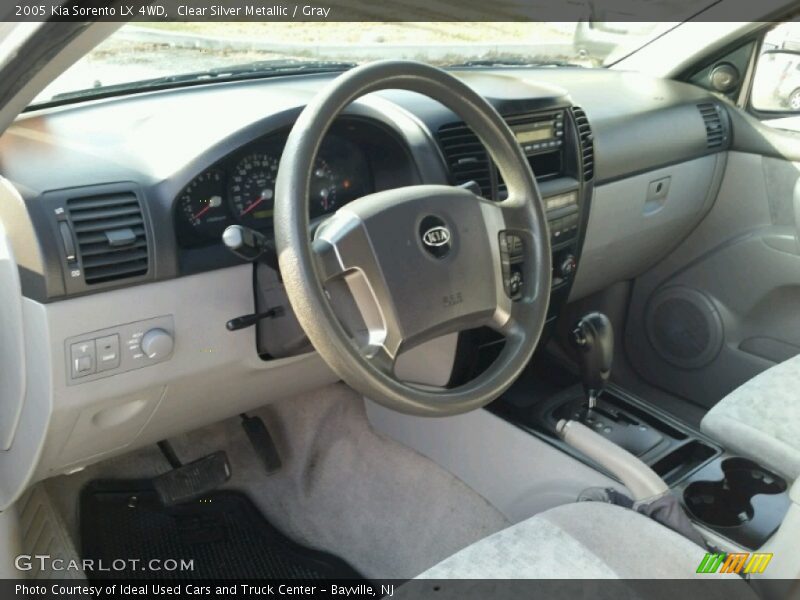 Clear Silver Metallic / Gray 2005 Kia Sorento LX 4WD