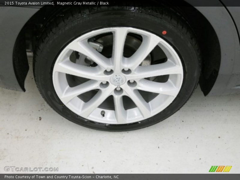 Magnetic Gray Metallic / Black 2015 Toyota Avalon Limited