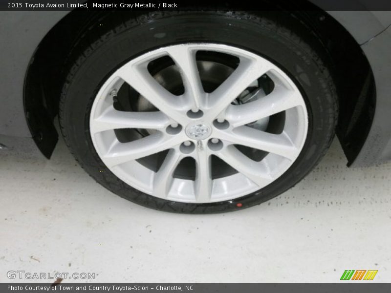 Magnetic Gray Metallic / Black 2015 Toyota Avalon Limited