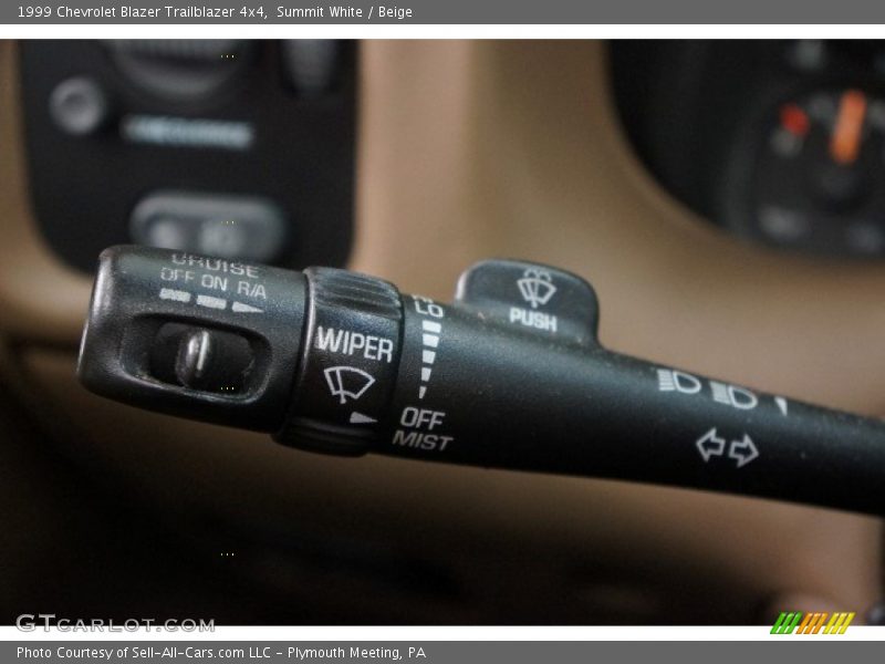 Summit White / Beige 1999 Chevrolet Blazer Trailblazer 4x4