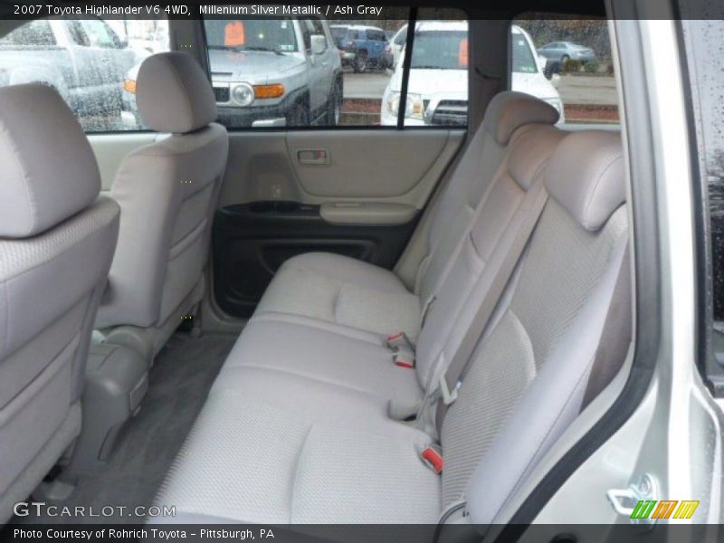 Rear Seat of 2007 Highlander V6 4WD