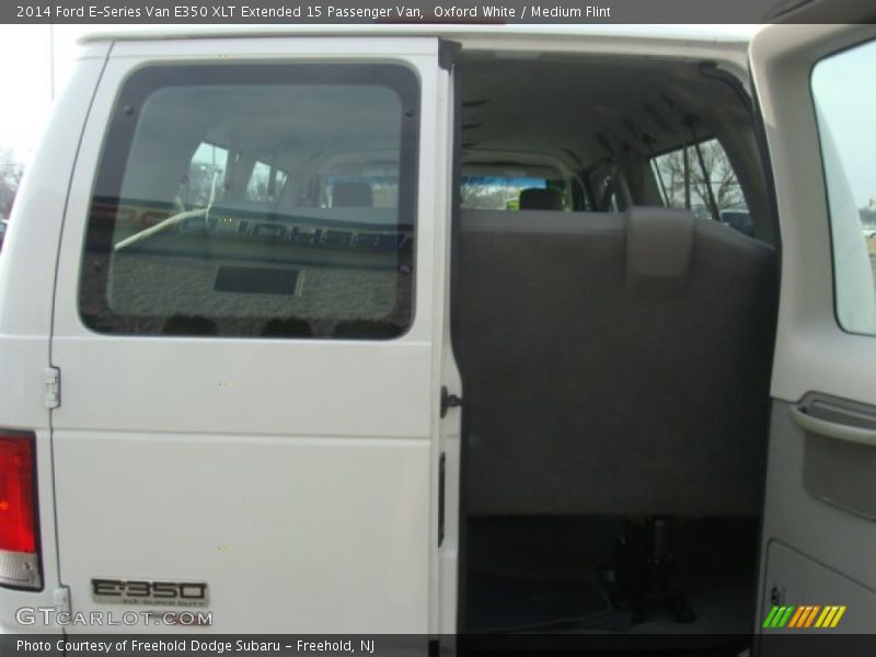Oxford White / Medium Flint 2014 Ford E-Series Van E350 XLT Extended 15 Passenger Van