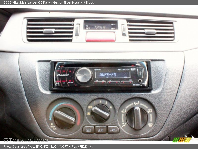 Munich Silver Metallic / Black 2002 Mitsubishi Lancer OZ Rally