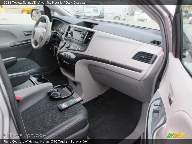 Silver Sky Metallic / Dark Charcoal 2011 Toyota Sienna SE