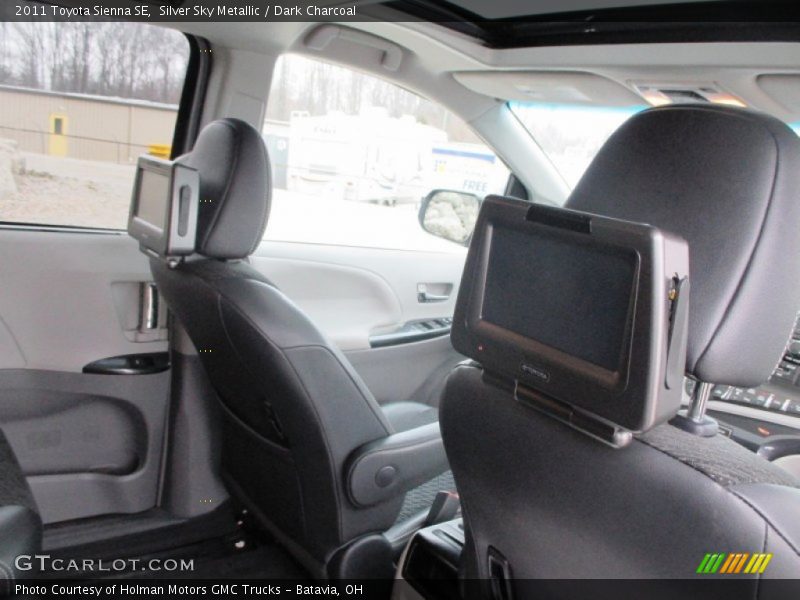 Silver Sky Metallic / Dark Charcoal 2011 Toyota Sienna SE