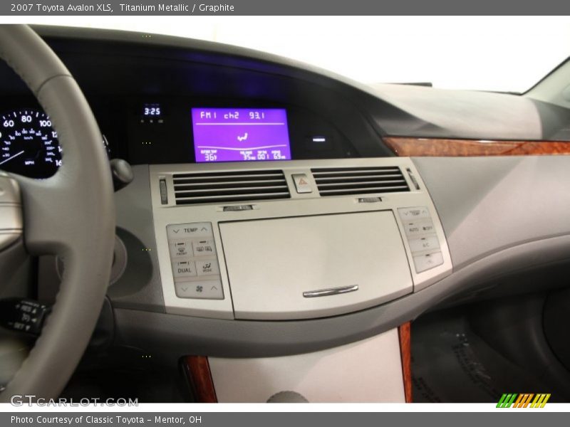 Titanium Metallic / Graphite 2007 Toyota Avalon XLS