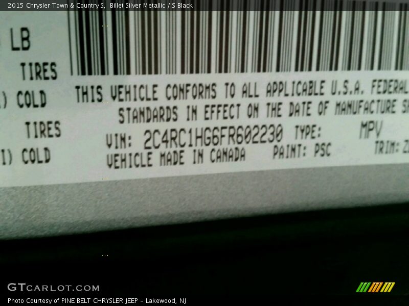 Billet Silver Metallic / S Black 2015 Chrysler Town & Country S