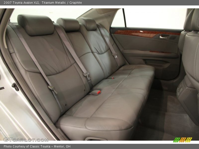 Titanium Metallic / Graphite 2007 Toyota Avalon XLS