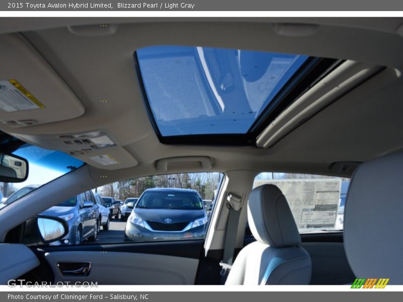 Blizzard Pearl / Light Gray 2015 Toyota Avalon Hybrid Limited