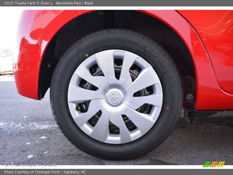  2015 Yaris 5-Door L Wheel