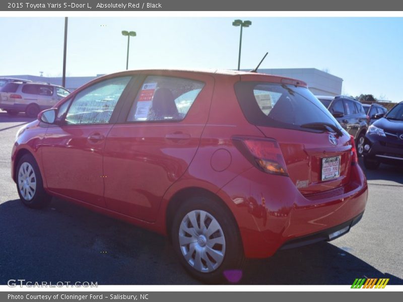 Absolutely Red / Black 2015 Toyota Yaris 5-Door L