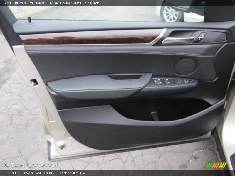 Mineral Silver Metallic / Black 2015 BMW X3 xDrive28i