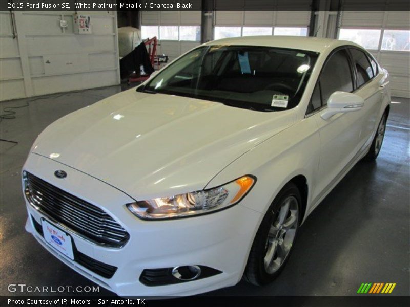 White Platinum Metallic / Charcoal Black 2015 Ford Fusion SE