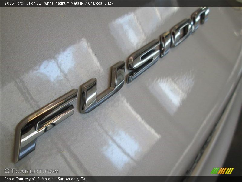 White Platinum Metallic / Charcoal Black 2015 Ford Fusion SE