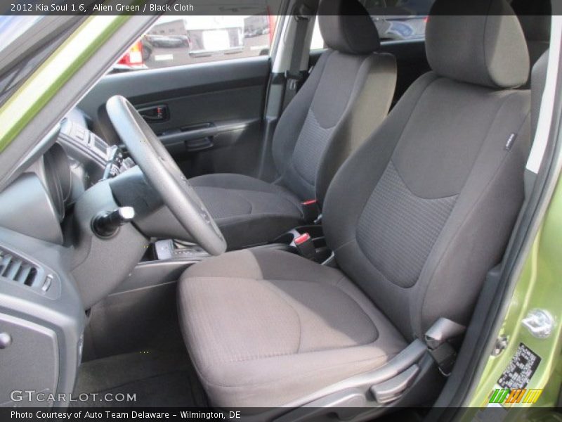 Alien Green / Black Cloth 2012 Kia Soul 1.6