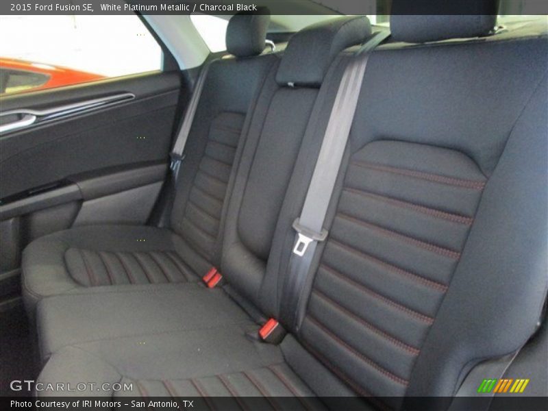 White Platinum Metallic / Charcoal Black 2015 Ford Fusion SE