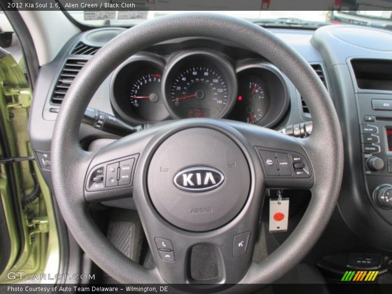 Alien Green / Black Cloth 2012 Kia Soul 1.6