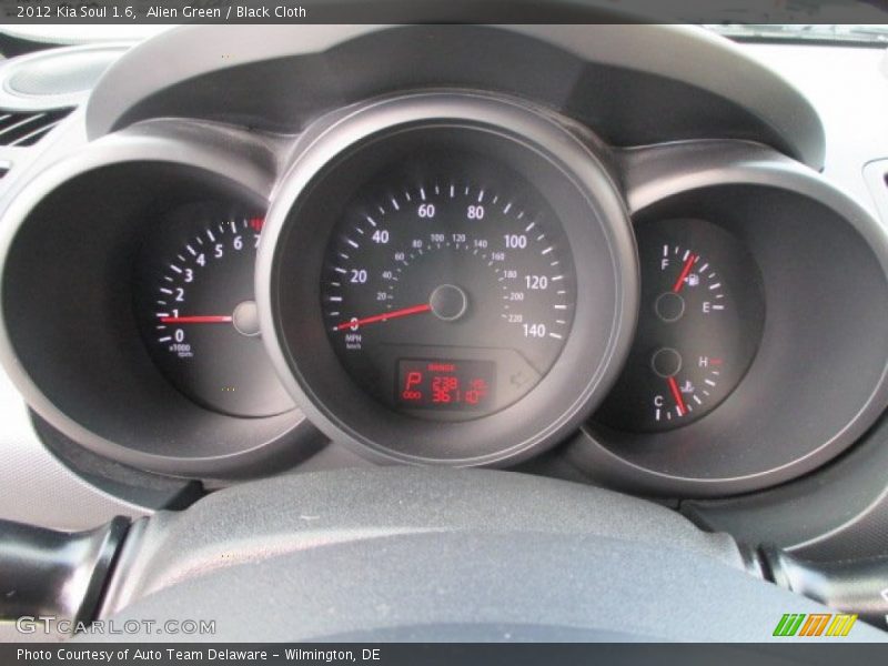 Alien Green / Black Cloth 2012 Kia Soul 1.6