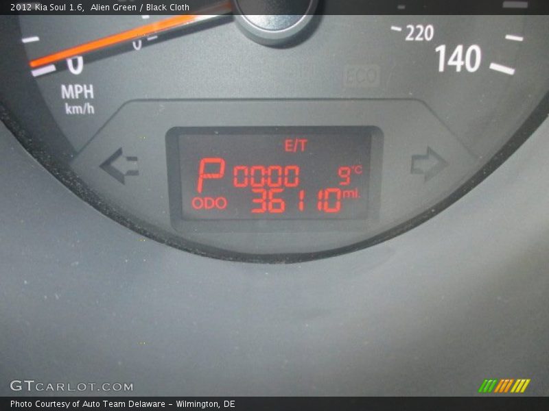 Alien Green / Black Cloth 2012 Kia Soul 1.6