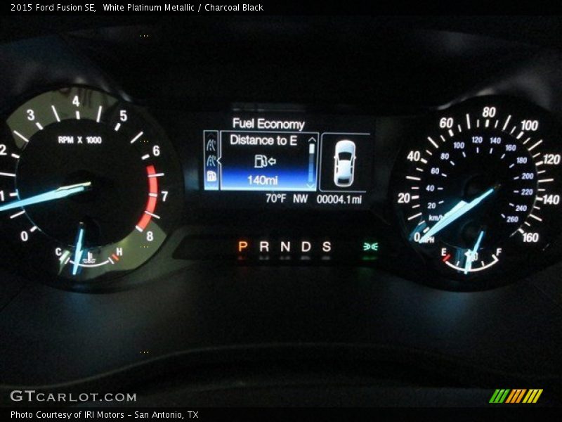 White Platinum Metallic / Charcoal Black 2015 Ford Fusion SE