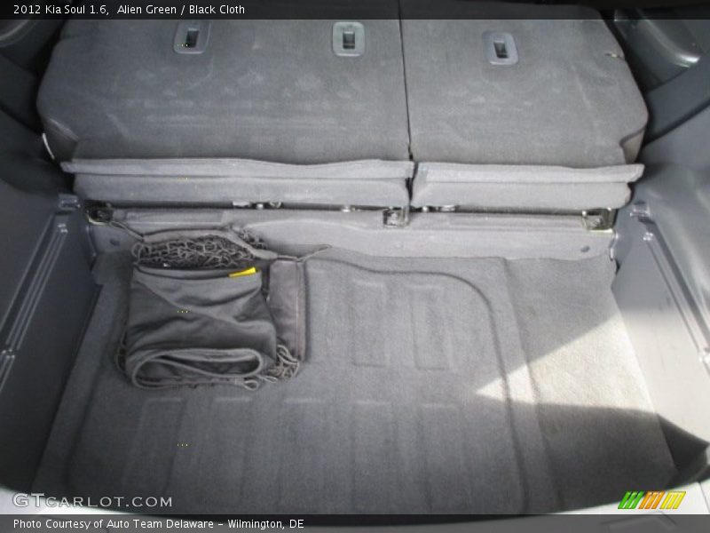 Alien Green / Black Cloth 2012 Kia Soul 1.6