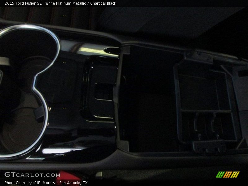 White Platinum Metallic / Charcoal Black 2015 Ford Fusion SE
