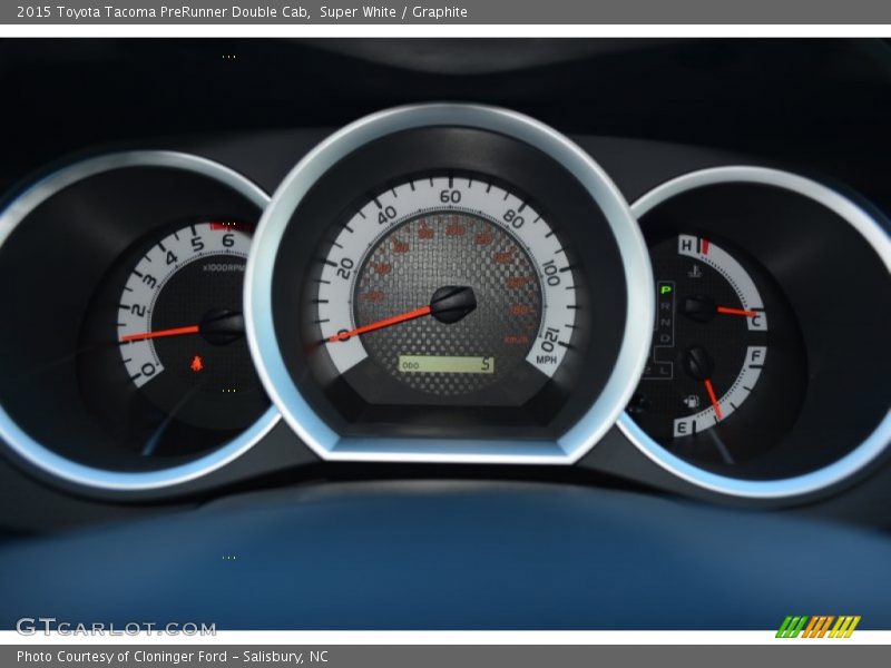 Super White / Graphite 2015 Toyota Tacoma PreRunner Double Cab