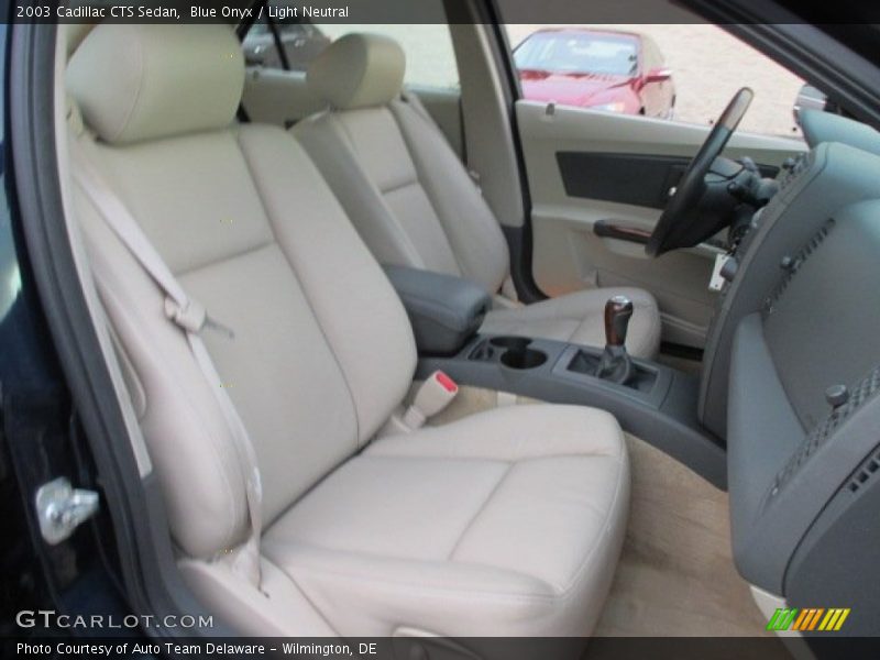 Blue Onyx / Light Neutral 2003 Cadillac CTS Sedan