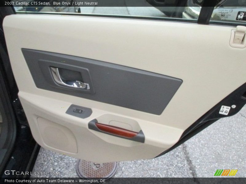 Blue Onyx / Light Neutral 2003 Cadillac CTS Sedan
