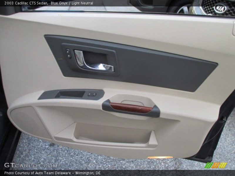 Blue Onyx / Light Neutral 2003 Cadillac CTS Sedan
