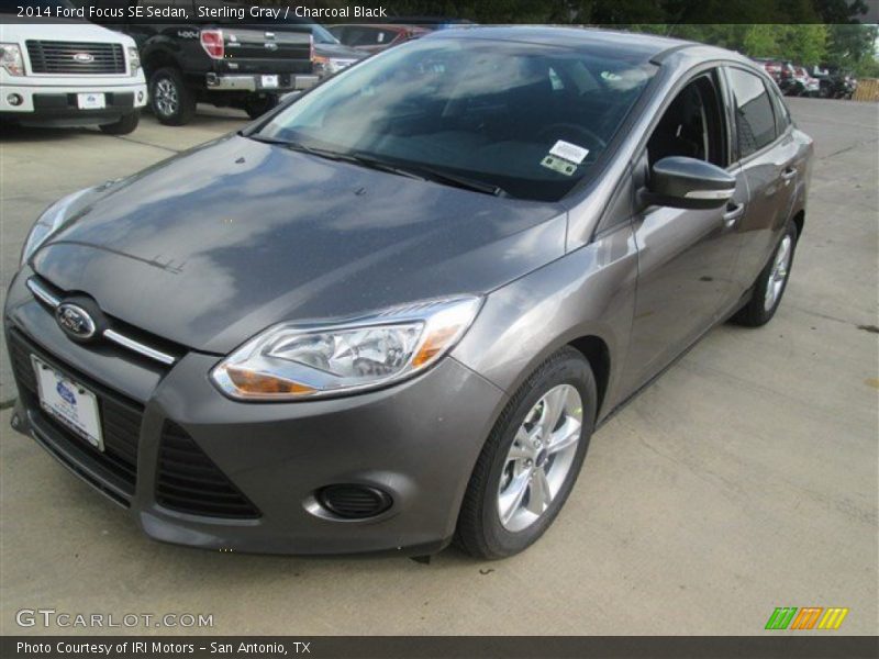 Sterling Gray / Charcoal Black 2014 Ford Focus SE Sedan