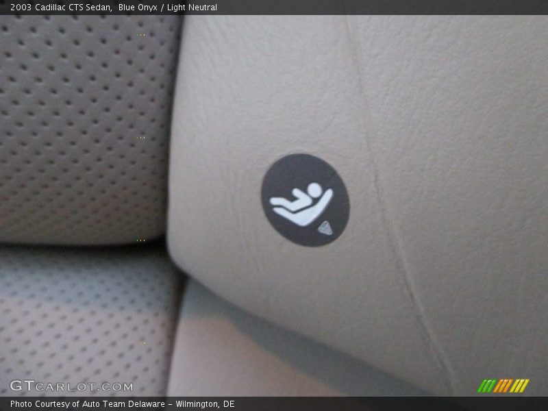 Blue Onyx / Light Neutral 2003 Cadillac CTS Sedan