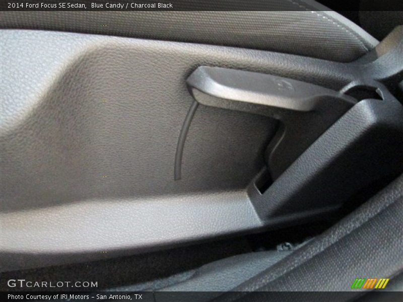 Blue Candy / Charcoal Black 2014 Ford Focus SE Sedan