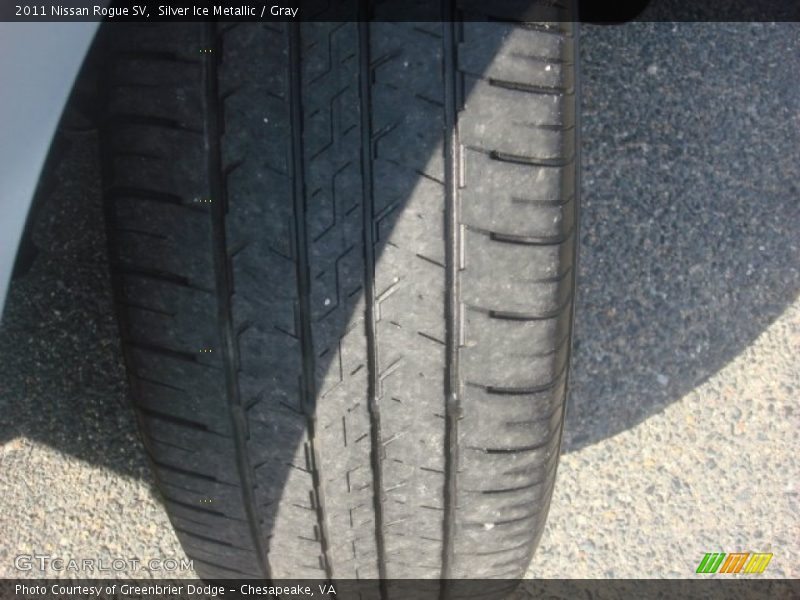 Silver Ice Metallic / Gray 2011 Nissan Rogue SV