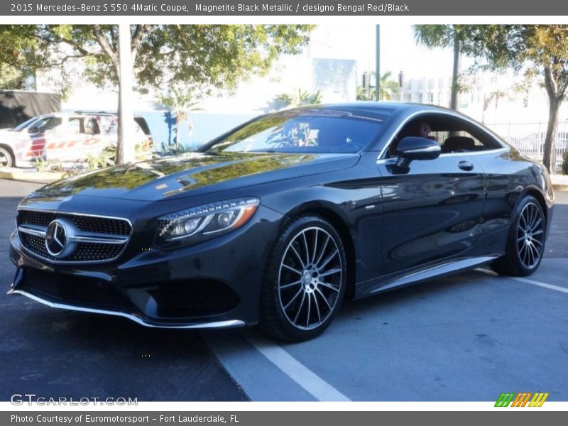 Front 3/4 View of 2015 S 550 4Matic Coupe