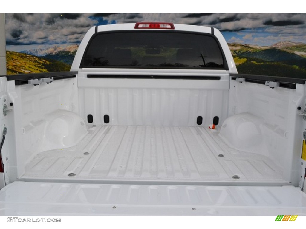 2015 Tundra Platinum CrewMax 4x4 - Super White / Black photo #11