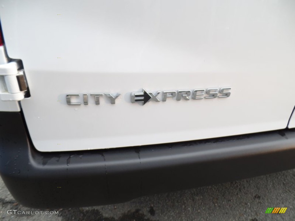 2015 Chevrolet City Express LS Marks and Logos Photos