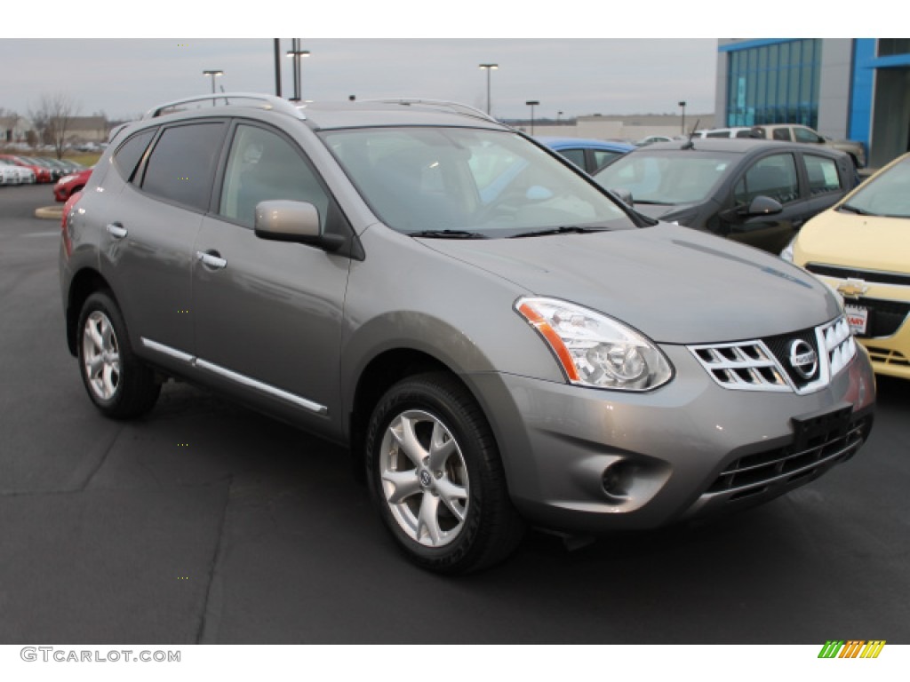2011 Rogue SV - Platinum Graphite / Black photo #2