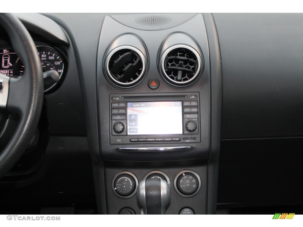 2011 Rogue SV - Platinum Graphite / Black photo #12