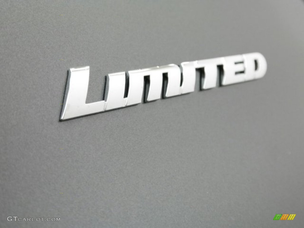 2015 4Runner Limited - Magnetic Gray Metallic / Black photo #8