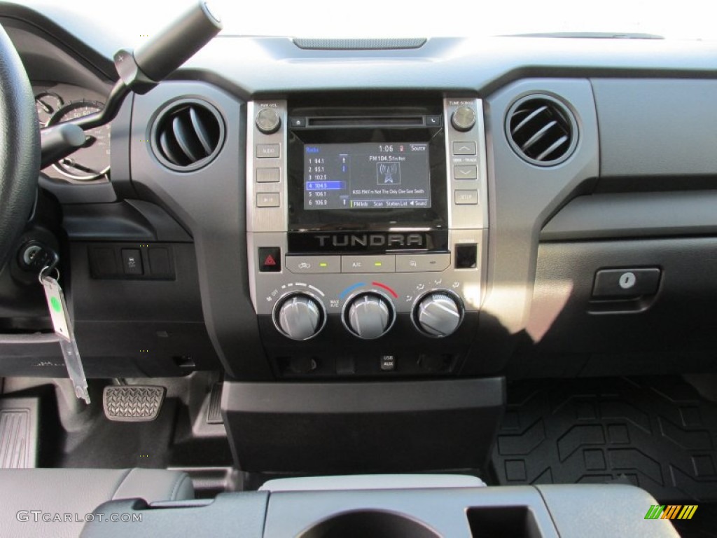 2015 Tundra SR Double Cab - Super White / Graphite photo #23